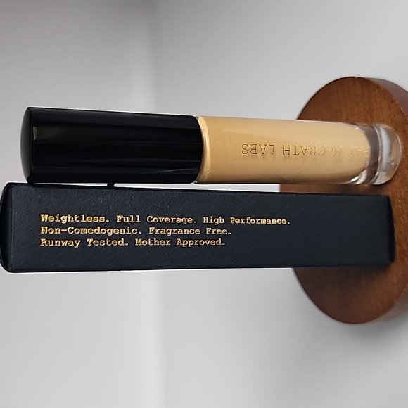 Pat McGrath Skin Fetish Sublime Perfection Concealer - LM14 - Picture 5 of 9
